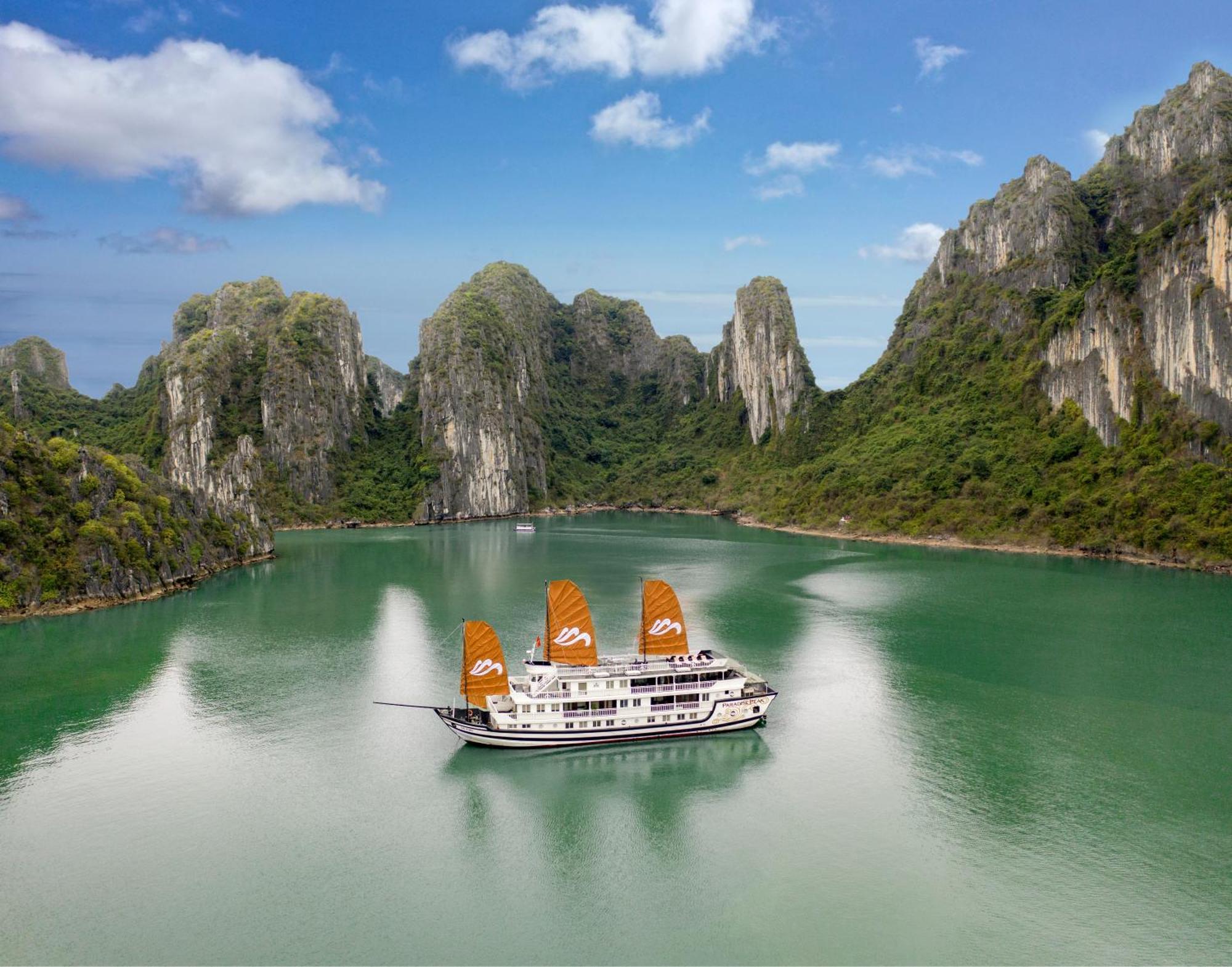 Paradise Peak Cruise Hạ Long Exterior foto